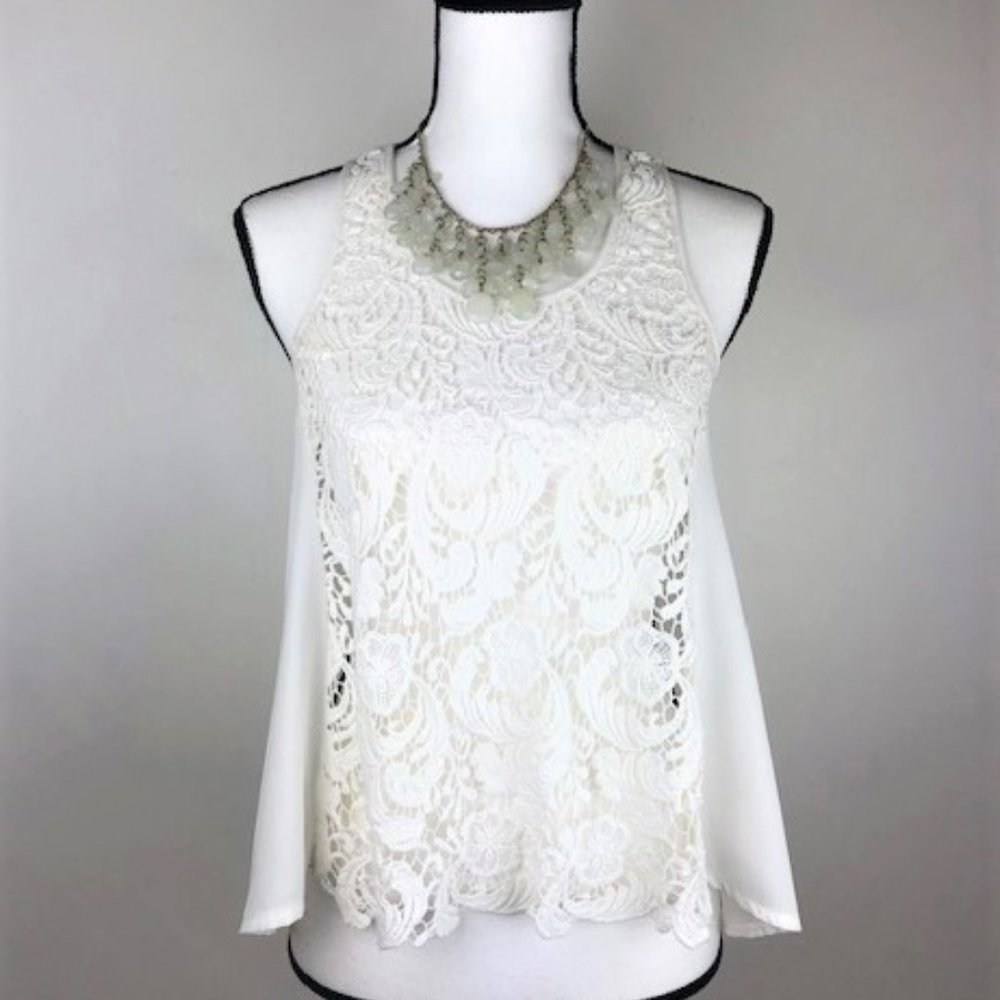 AVEC Crochet Top Blouse White